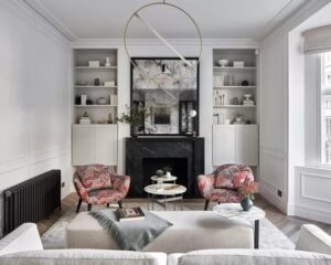 Cutting the clutter is one of the best small living room decor ideas